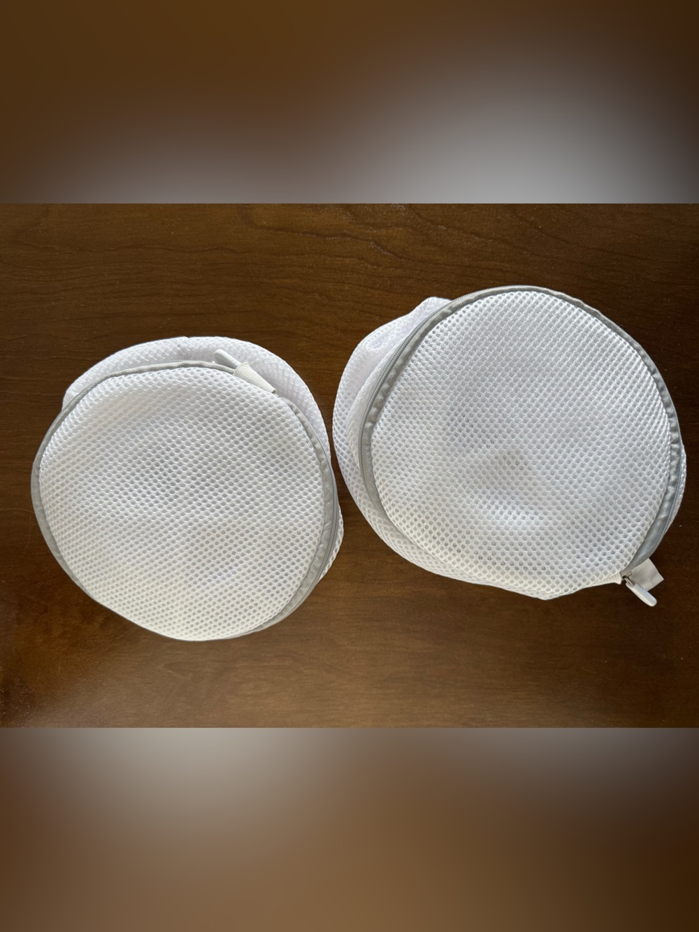 Set of 2 Mesh Bra Saver Laundry Bags